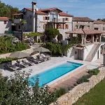Oliti With Pool